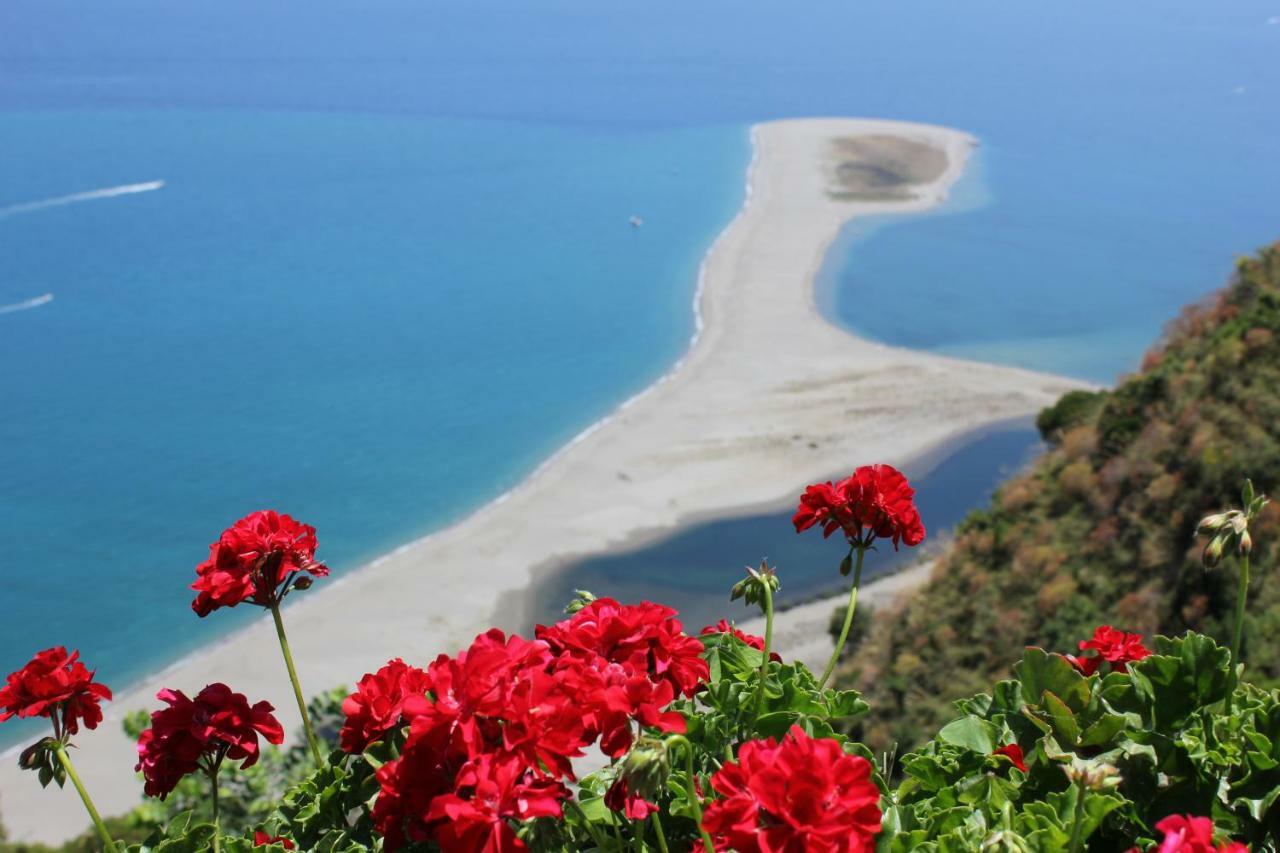 La Casa Del Nonno Bed and Breakfast Milazzo Exterior foto